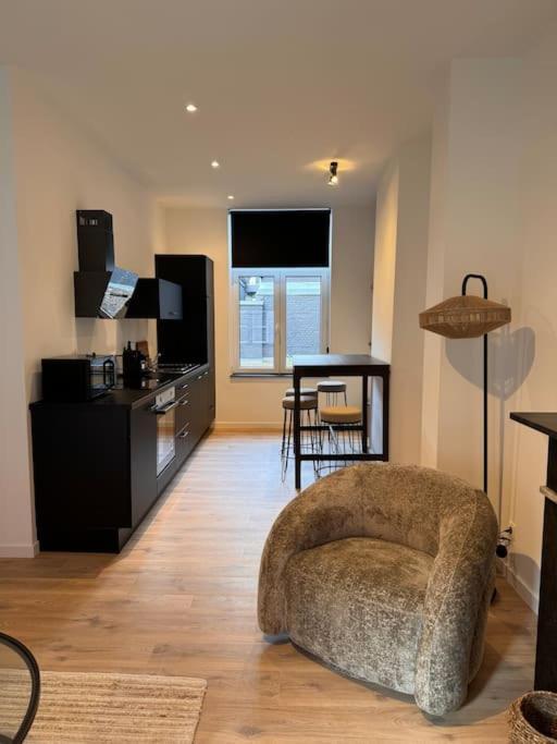 Urbanchic Appartement Cosy 1B リエージュ エクステリア 写真